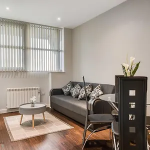  Apartment Cosy 1-bed By Heathrow Airport