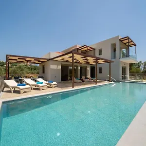 Luxury Majore Villa Svoronata
